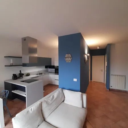 Pgs Immobiliare Srls Gallura Blu Moderno Trilocale Con Parcheggio Privato La Maddalena (Sassari)
