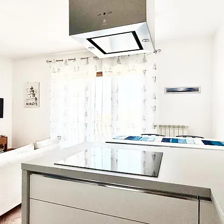 Apartment Pgs Immobiliare Srls Gallura Blu Moderno Trilocale Con Parcheggio Privato